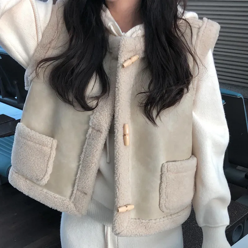 Women's Chic Winter New Retro Faionable Fur Leather Jaet Warm Lapel Button Vest Top Versatile Sli Commute Wear