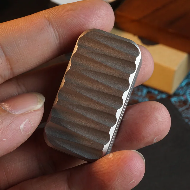 EDC دفع المتزلجون الثلاثي طبقة الميكانيكية المغناطيسي الفقرة ألعاب متململة التوحد أدهد اليد سبينر القلق الإجهاد الإغاثة اللعب