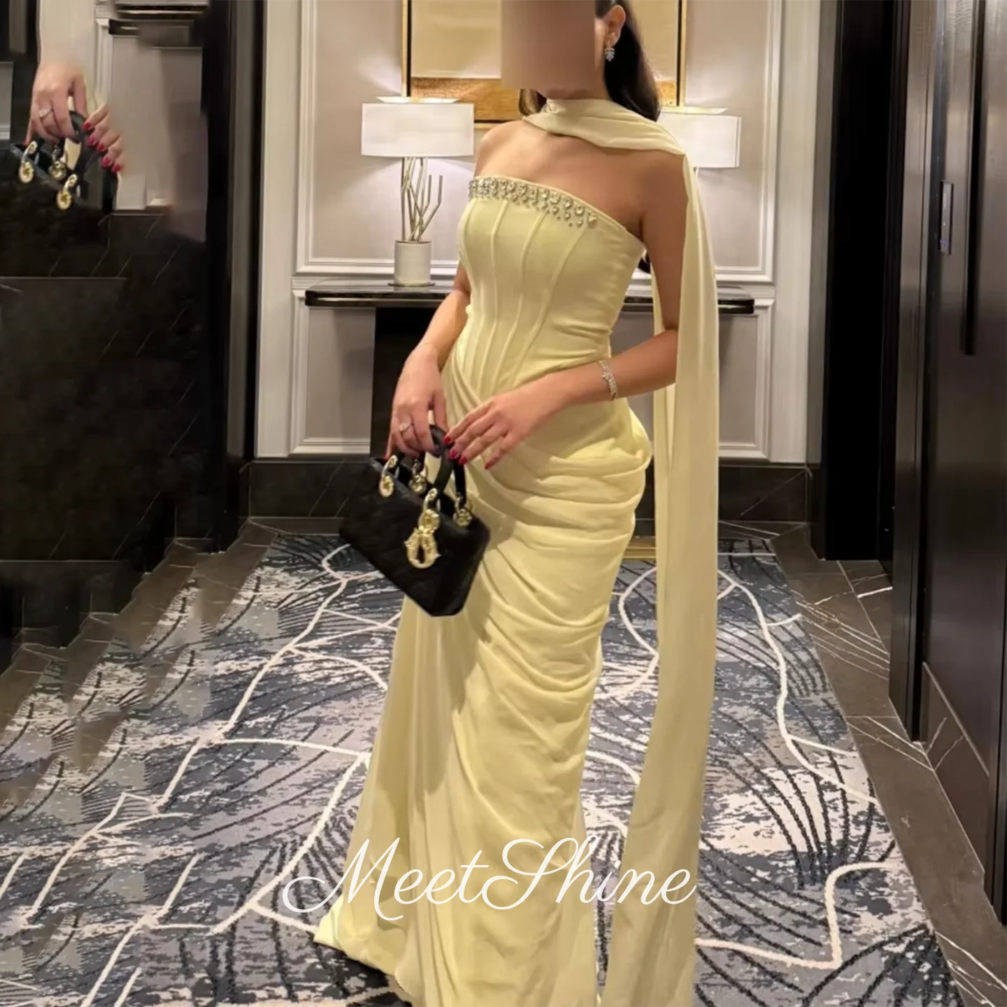 

Saudi Arabia Women Prom Dress Yellow Crystal Evening Party Gowns Customized Sheath Sleevesless Formal Occasion Dress 2025