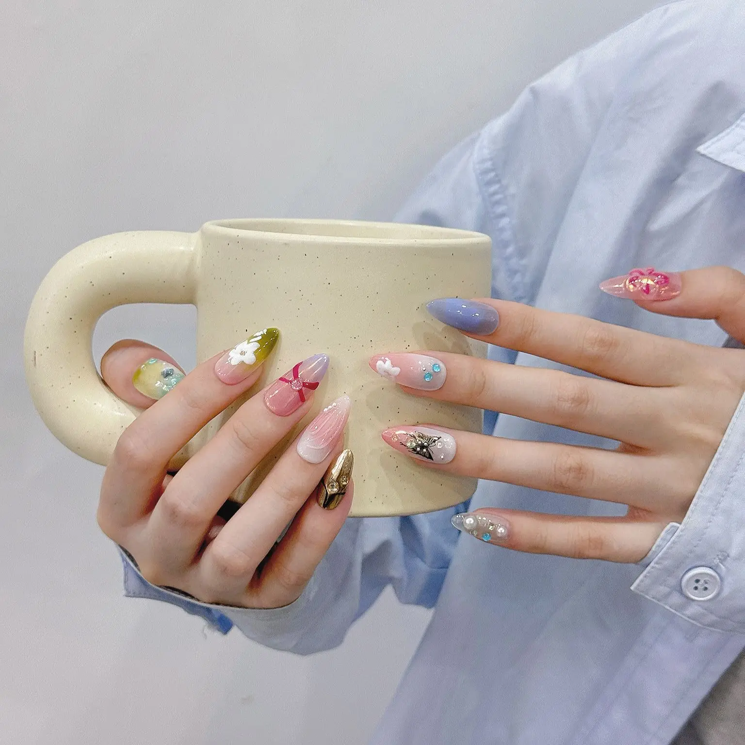 Faux Amandes Colorés Faits à la Main pour Femme et Fille, à Presser, Motifs de Fleurs, Papillon, Manucure, Y2K, N64.Tips, 10 Pièces