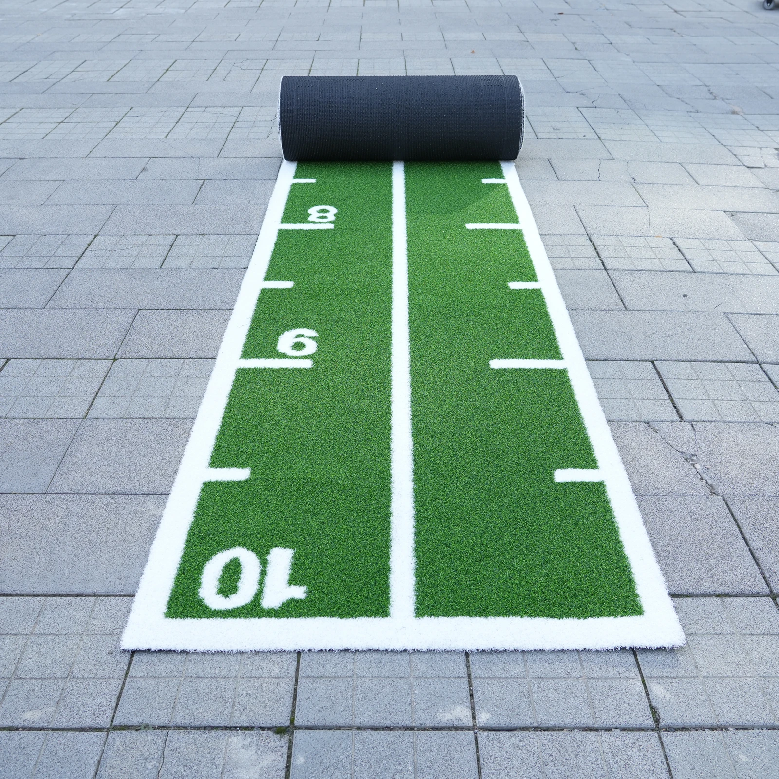 Customized GYM Turf Green Color with Numbers Artificial Grass Sledge Trackpromote sales