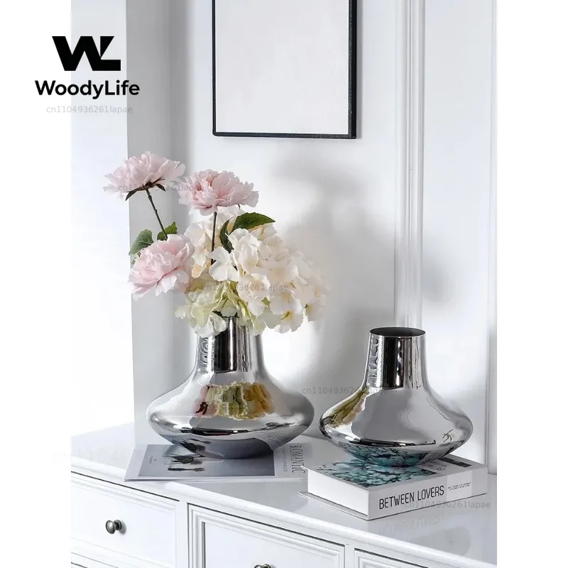 Northern Europe Light luxury High Appearance level Stainless Steel Vase Hotel Living Room Desktop Artistic Decoration Ornaments