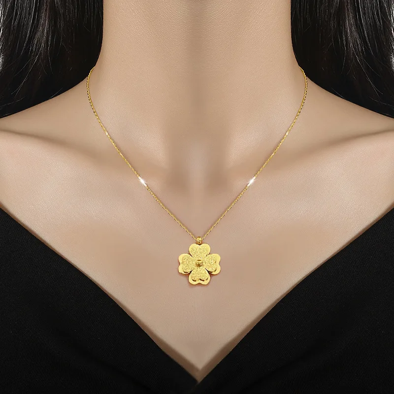 LUCKY99 Fashion Titanium Steel Four Leaf Clover Pendant Necklace Women Simple Gold Plated Frosted Flower Elegant Party Jewelry