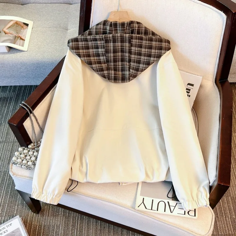Fake Two-Piece Plaid Splicing Hooded Jacket Women's Spring And Autumn 2026 New Loose Tooling Jacket Top Female Windbreaker Beige