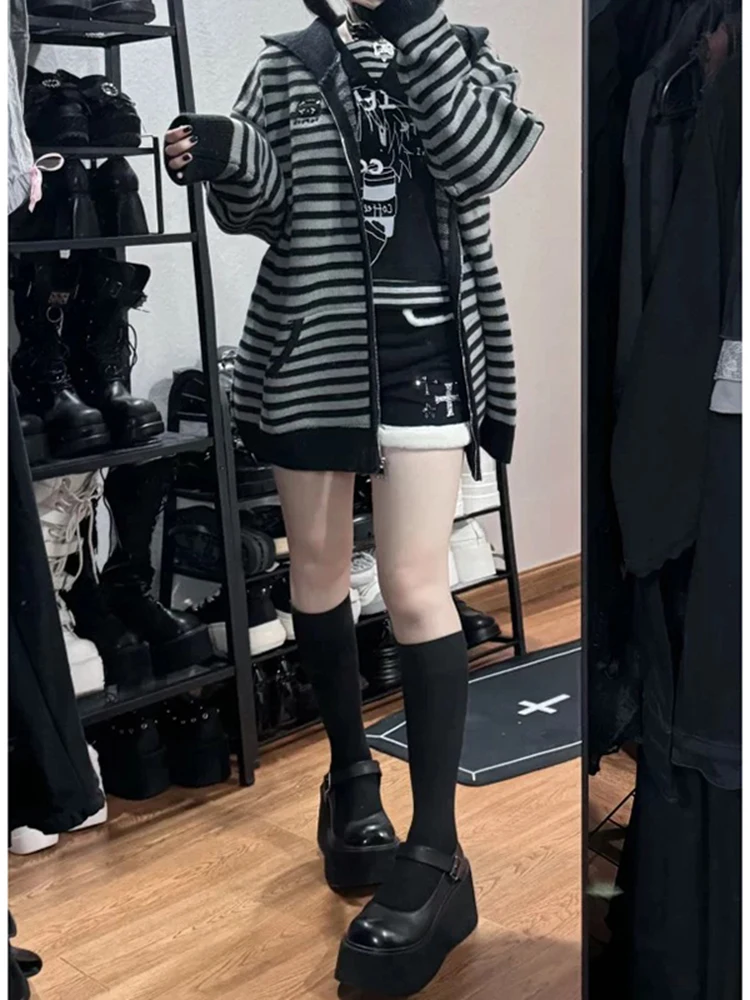 Vintage Black Cross Pattern Fluffy Jean Shorts Harajuku Autumn Winter New Woman Fashion Personality Furry Cuffs Shorts