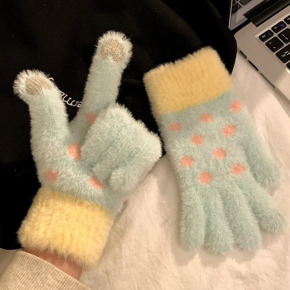 New Polka Dot Pattern Knit Gloves Thickened Warm Hand Warmers Winter Gloves Lining Furry Knitted and Lined Gloves Riding