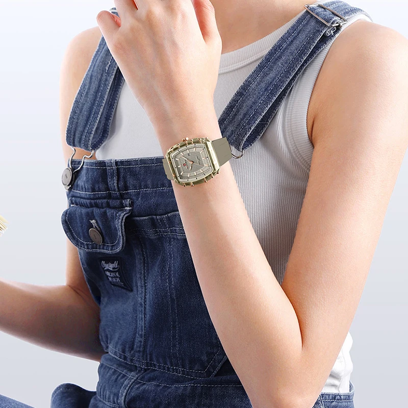 NAVIFORCE Elegant Women's Wristwatch Soft Silicone Female 30M Waterproof Quartz Shockproof Watches for Ladies Fashion Clock Gift
