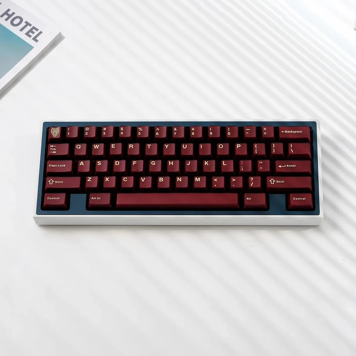 Wine Red Semitransparent 7U Keycaps 114 Keys PBT Keycaps Cherry Profile DOUBLE SHOT ABS Font for MX Switch Mechanical Keyboard