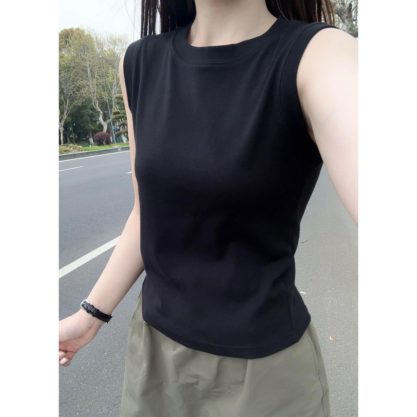 White Sleeveless Wide Strap Vest Women's Summer Inner Wear Base Layer to Hide Underarm Fat Outer Wear Strap Crop Top