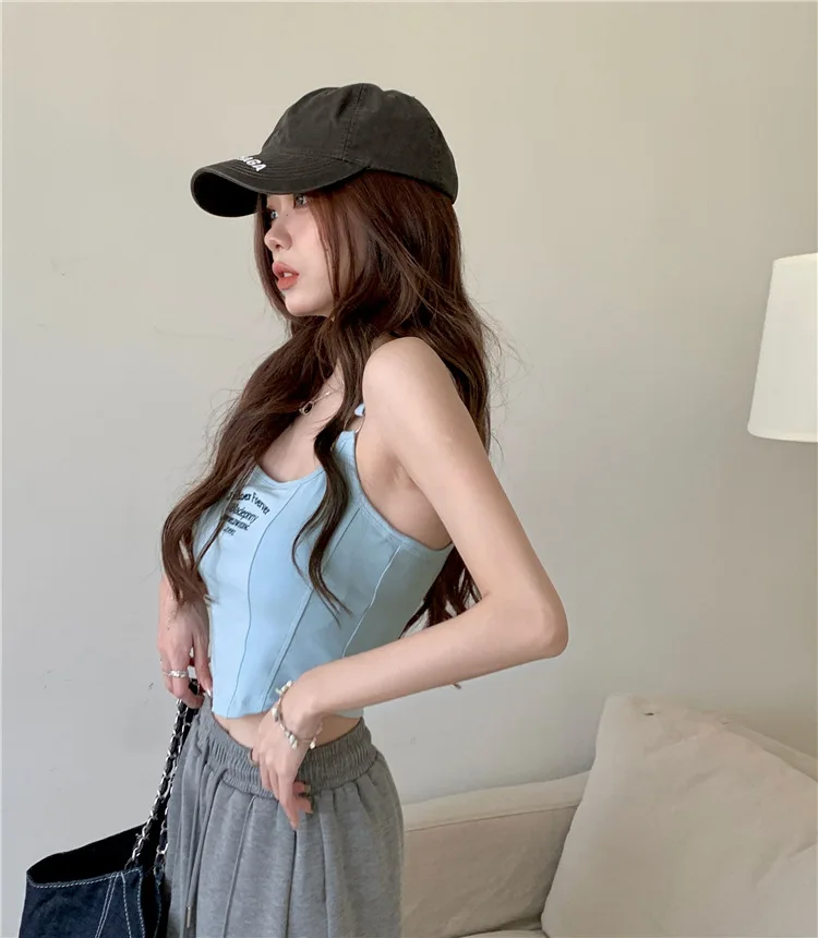 

Women Sexy Sleeveless Crop Top Letter Embroidery Round Neck Camisole Summer Cotton Tank Tops With Bra Pad