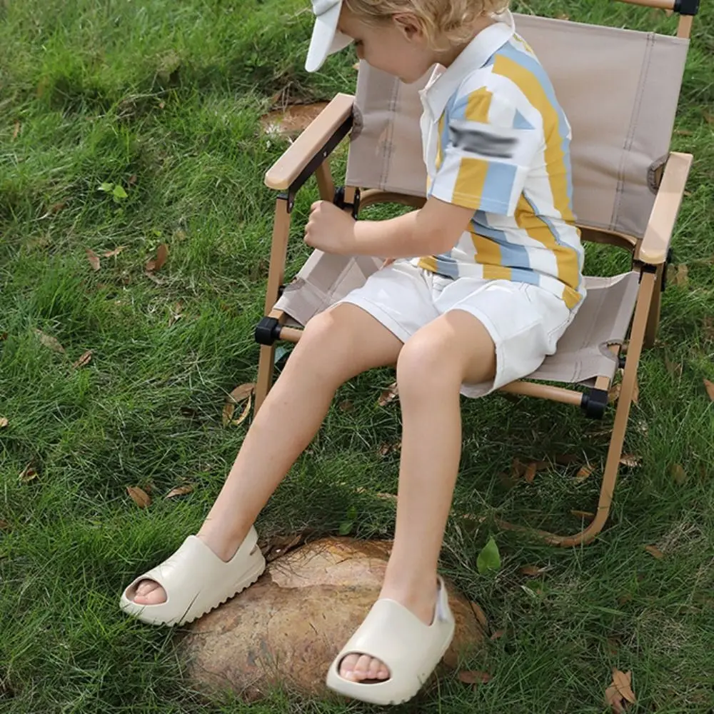通気性のあるソフトなアウトドアサンダル、快適なEVA厚底子供用スリッパ、超軽量ビーチシューズ