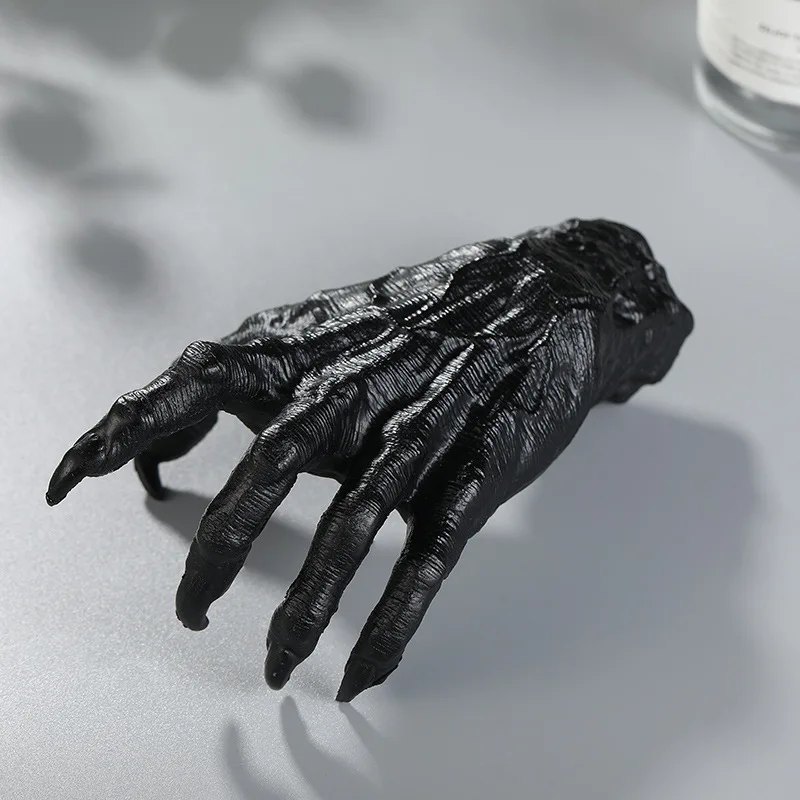 Black Gothic Witch\'s Hand Statues Creative Resin Home Decor Halloween Toys Gifts