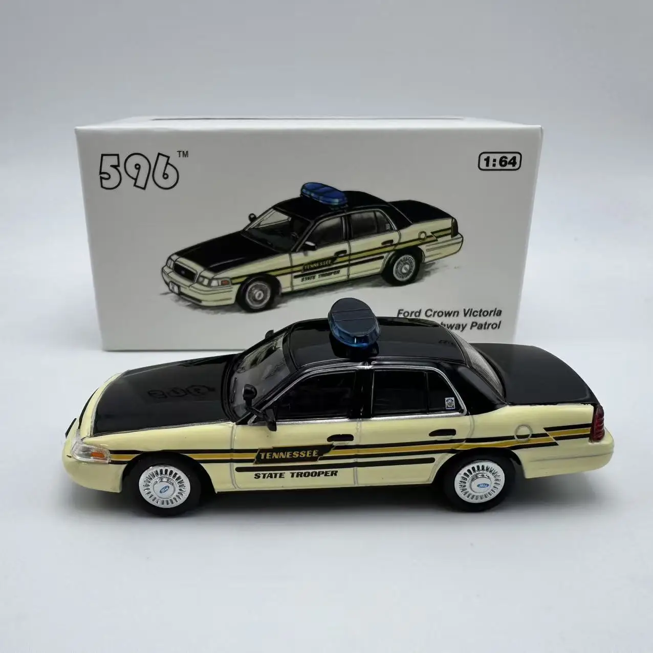 

596 1:64 Корона Виктория Теннесси, шоссейный патруль, легкосплавный автомобиль, литье под давлением и игрушечный транспорт, миниатюрная масштабная модель автомобиля для детей