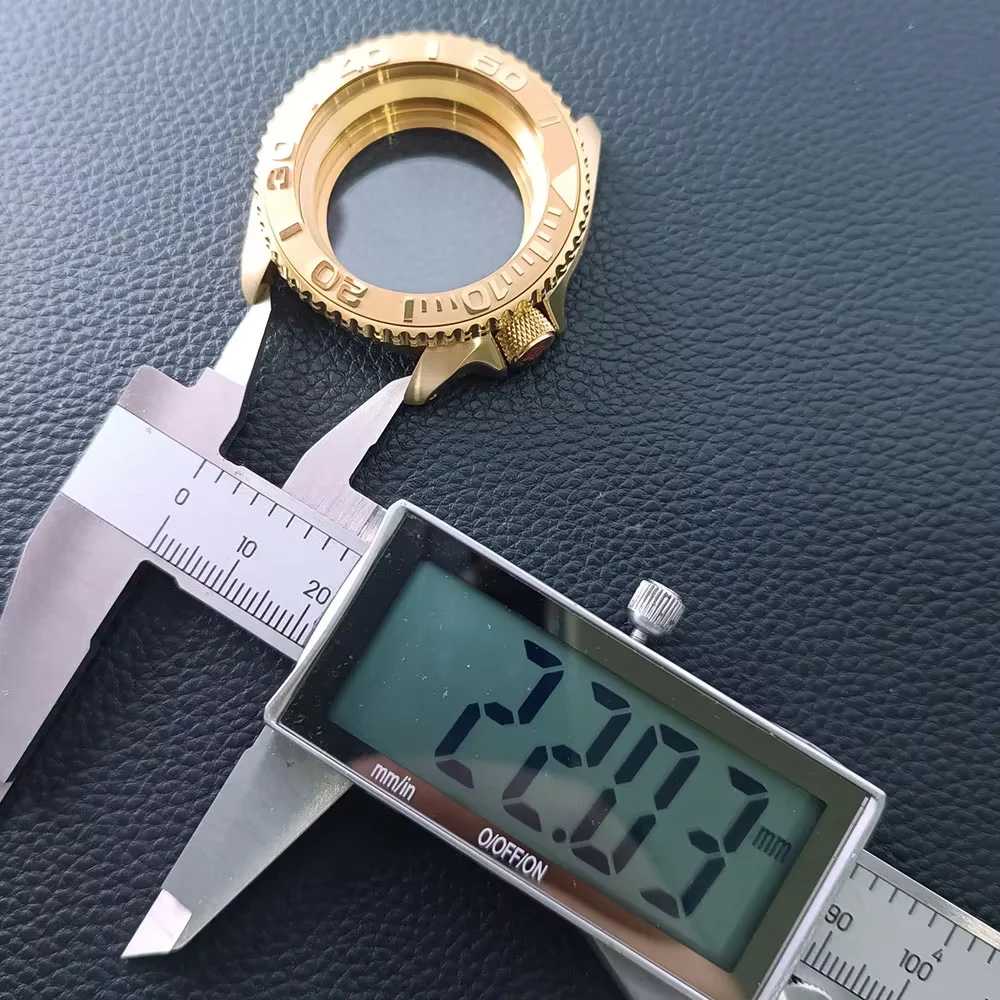 NH35 Cassa 42mm Orologio da uomo di alta qualità Cassa in acciaio dorato NH35 NH36 Cassa per movimento Accessori per orologi Vetro zaffiro Cinturino da 22 mm