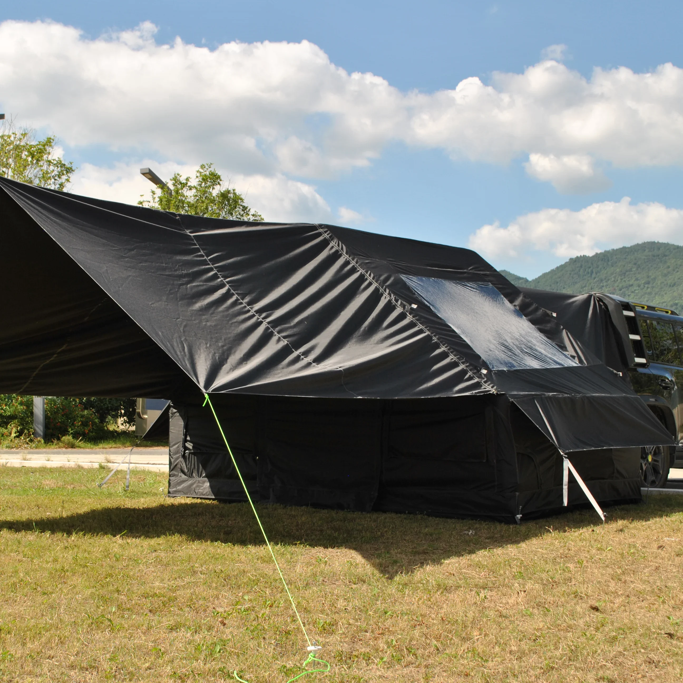 Outdoor Gear Automatic Inflatable Car Tent with Skylight,Car Rear Air Tent with Extend Canopy,Inflatable SUV Tailgate Tent