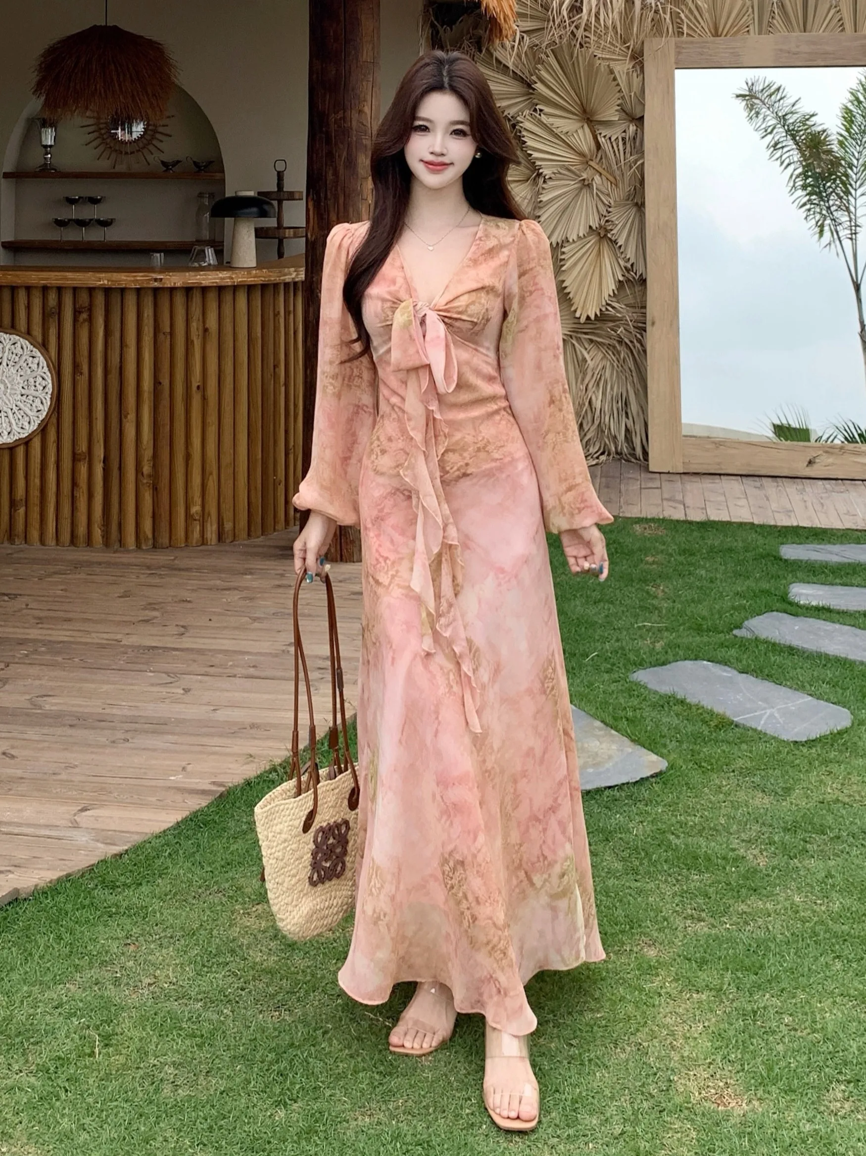 

plus Size Women's Pink Floral Long Sleeve Dress V-Neck Waist Cinching Belted Long Dress Spring New Style A-Line Korean Style