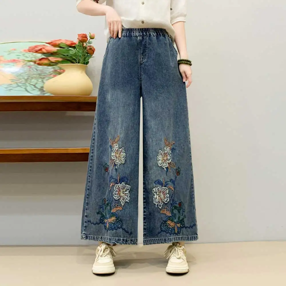 

Японские джинсовые широкие брюки Mori Girl с винтажной цветочной вышивкой, женские осенние повседневные свободные джинсы с эластичной резинкой на талии, прямые брюки