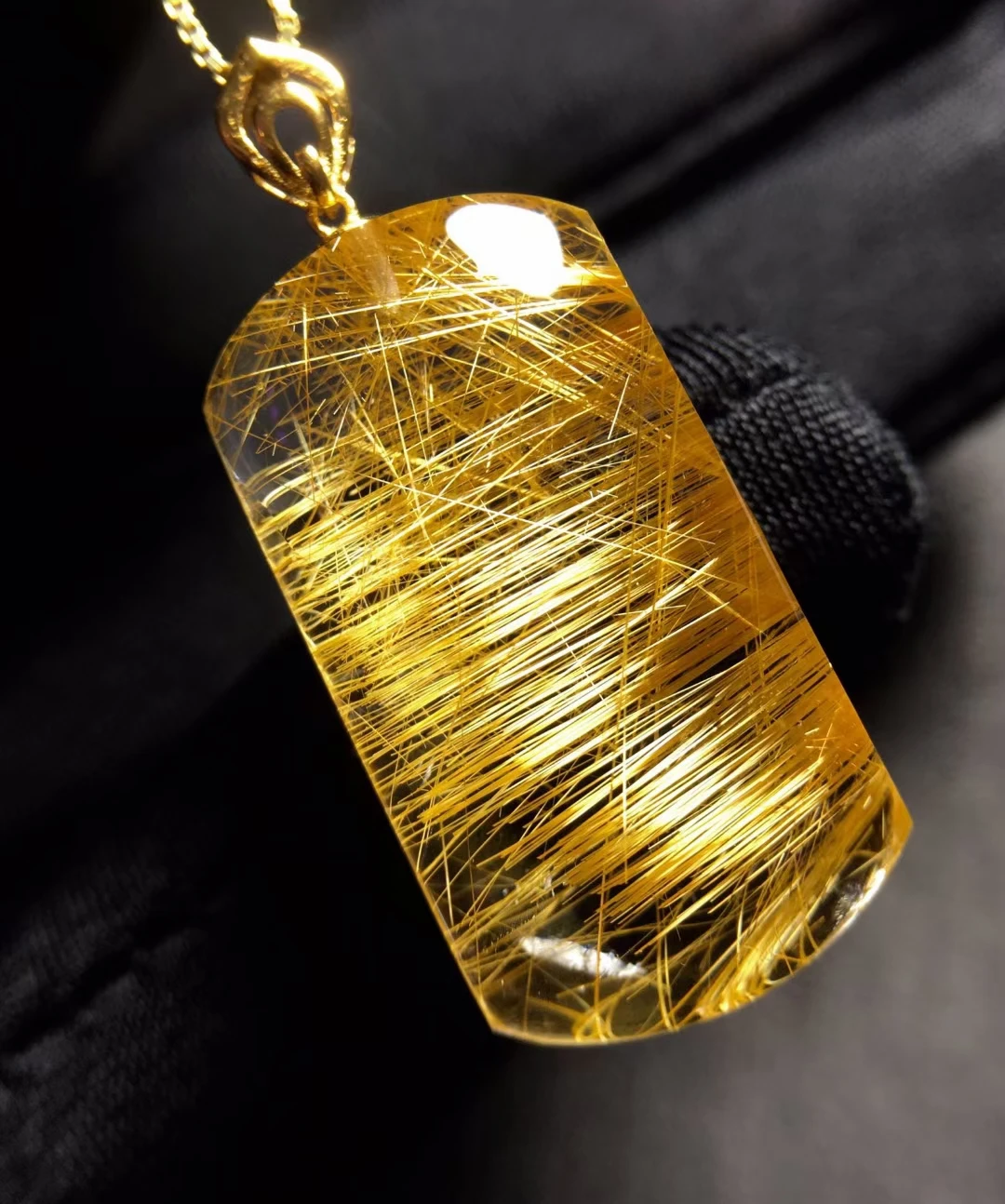 

Natural Gold Rutilated Quartz Pendant Necklace Jewelry 24.3*13.3*7.7mm 18K Gold Yellow Rutilated Women Men AAAAAAA