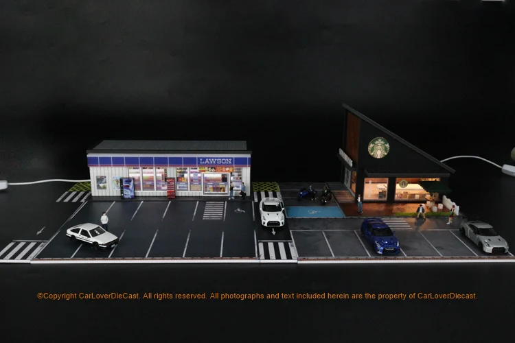 G-FANS Model 1:64 Led Light  Coffee Shop Diorama Lawson Building w/Parking