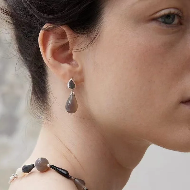 French luxury white stone teardrop earrings for women elegant minimalist lady tender eardrop