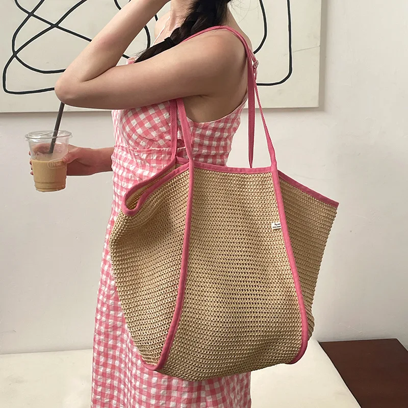 

2024Summer New Large Capacity Straw Bag Casual Design Women's Hand Woven Crochet Bag Bohemian Knit Shoulder Beach Bag Sac A Main