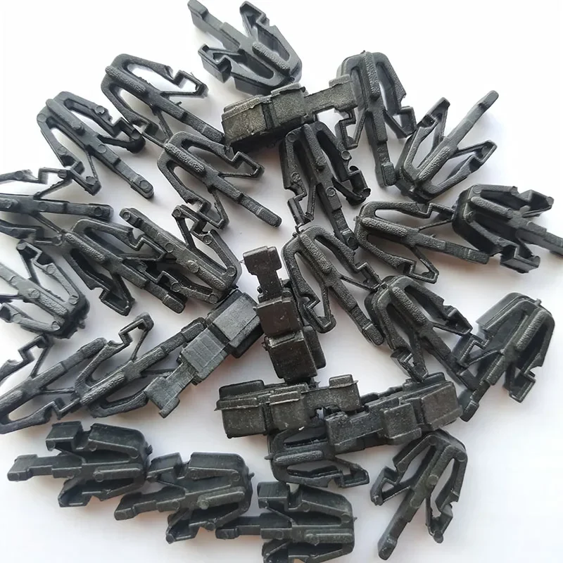 10/20/40 Pcs 4 Runner Car Clips Grille Nylon Retainer Fastener For Honda For Mitsubishi For Toyota For Isuzu MB153825 B09250715