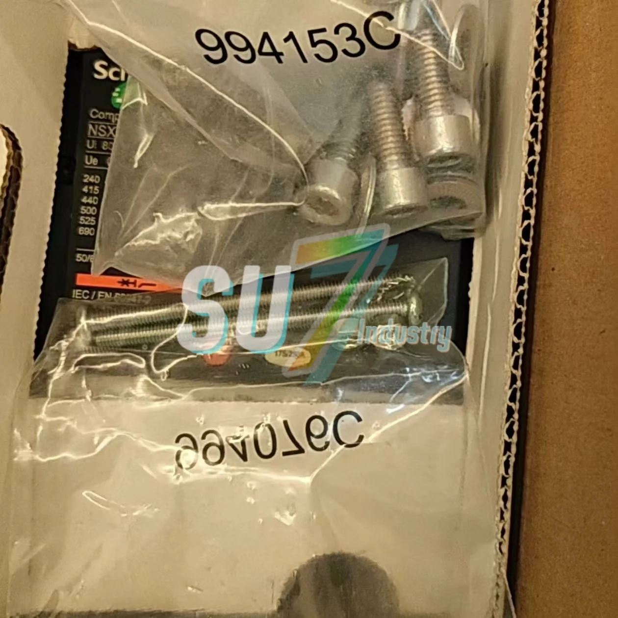 Baru Dalam kotak merk pemutus sirkuit case LV431630