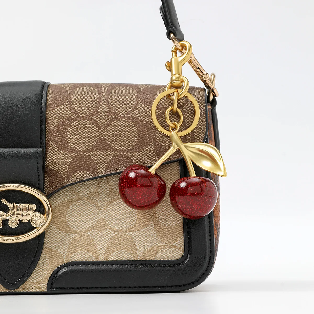 Portachiavi alla moda con ciliegia rossa, frutta estiva, ciliegie, portachiavi con ciondolo per donna, uomo, borsa per gioielli, accessori regalo