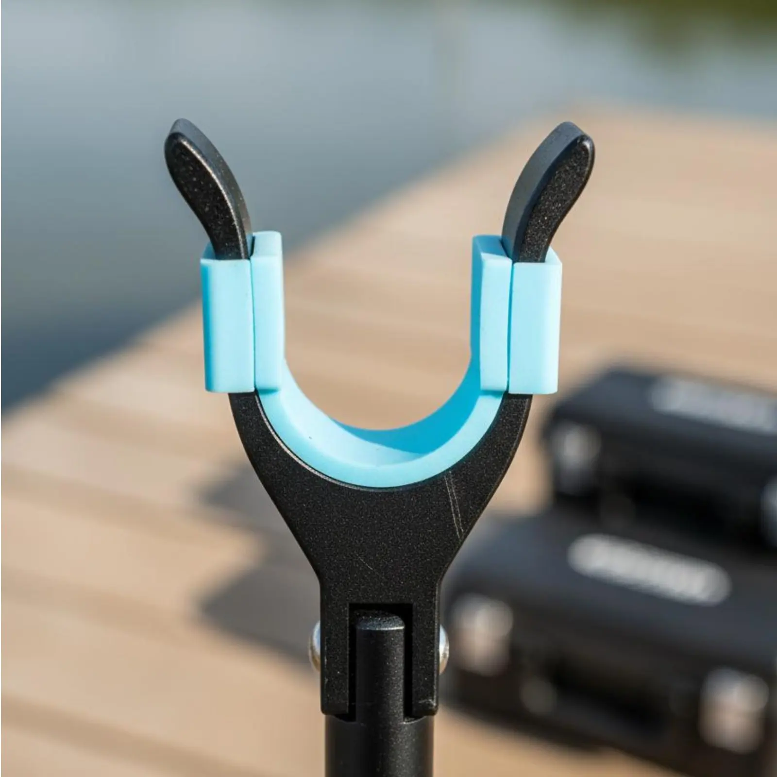 

Aluminum Alloy Fishing Rod Stand Anti-Slip Grip Adjustable Fishing Rod Bracket Telescopic Pole Rest Portable Fast Release Mount