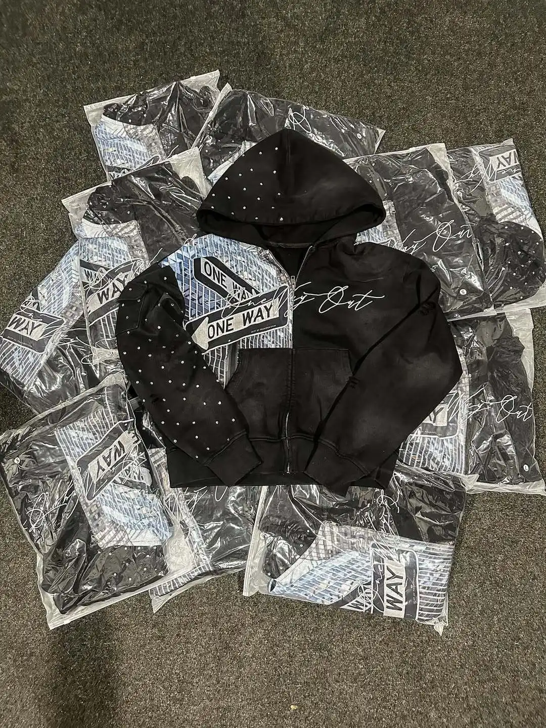 Neues Design Herbst/Winter Street Personalisierter Farbblock-Buchstabendruck Loser Hoodie mit Wasser-Diamanten für Männer und Frauen