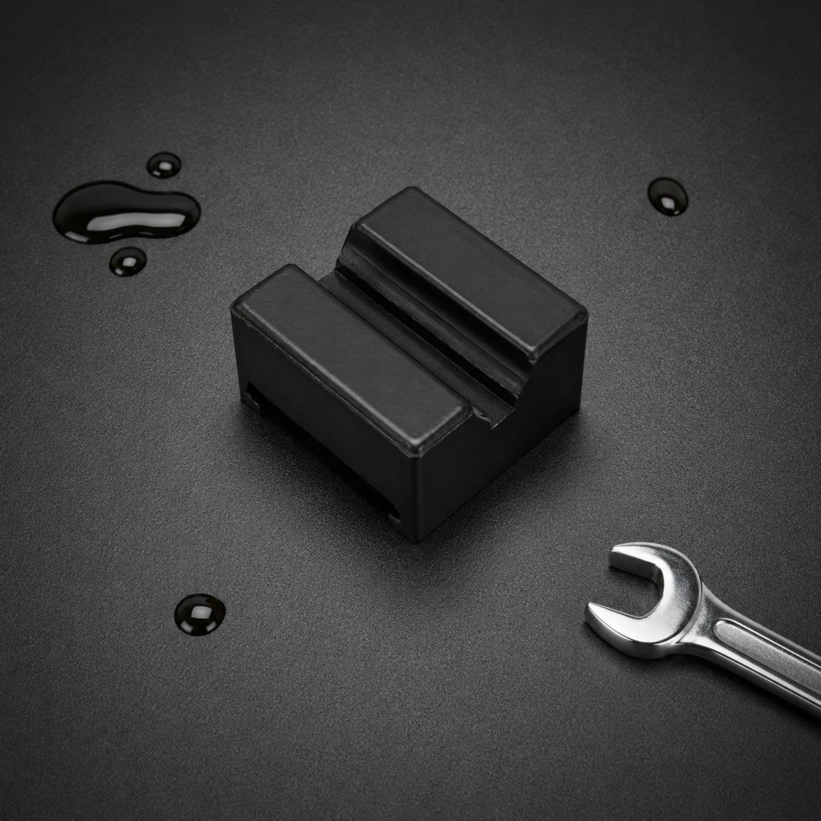 Rubber Lift Pad Shock Absorbing Rubber Lift Puck Car Lift Pad Damage Free Lifting Auto Part Anti-Slip for Garage view 3