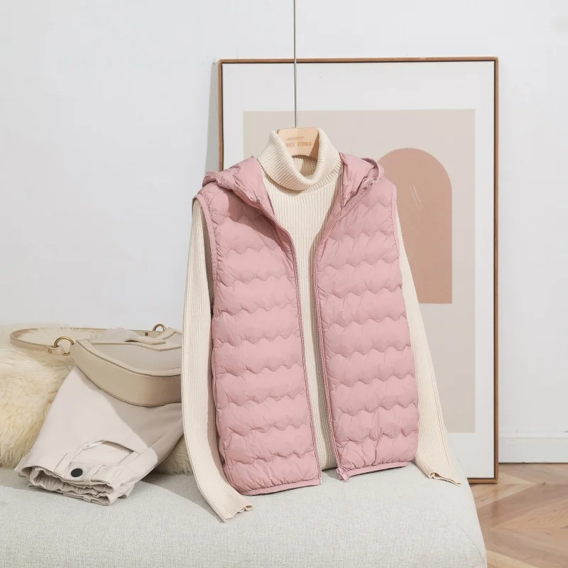 Hooded Down Vest Spring and Autumn Women's 2025 New 90% White Duck Down Vest Fashion Wavy Line Women's Vest Waistcoat