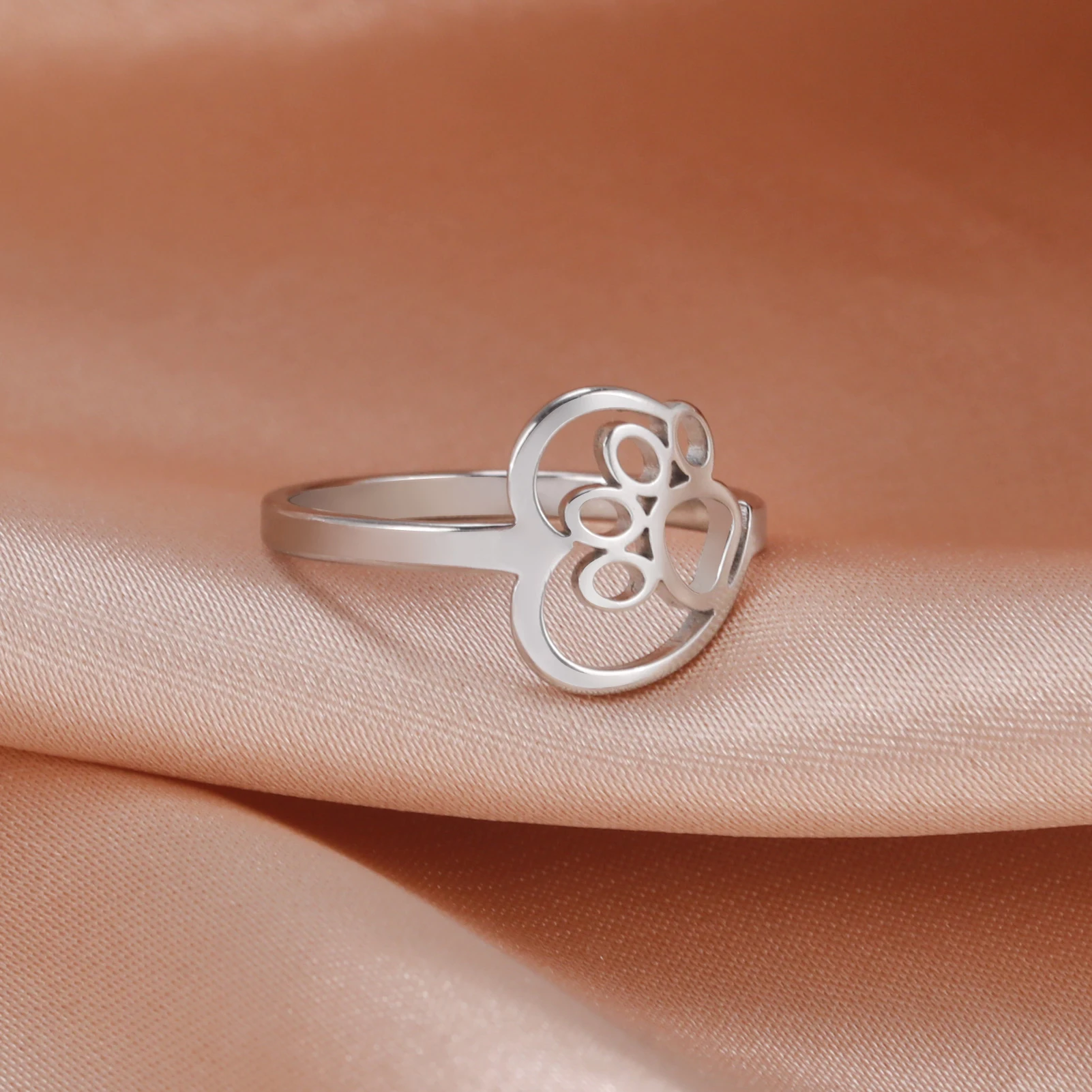 Unift Cute Dog Paw Ring Heart Stainless Steel Women Girl Cat Paw Rings Animal Jewelry Anniversary Party Gift for Dog Pet Lovers