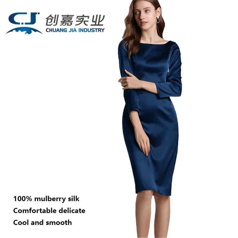 Abito da donna con maniche a nove punte in seta di gelso di lusso Verde scuro 100% seta Colletto quadrato Gonna slim fit Abito dal temperamento semplice