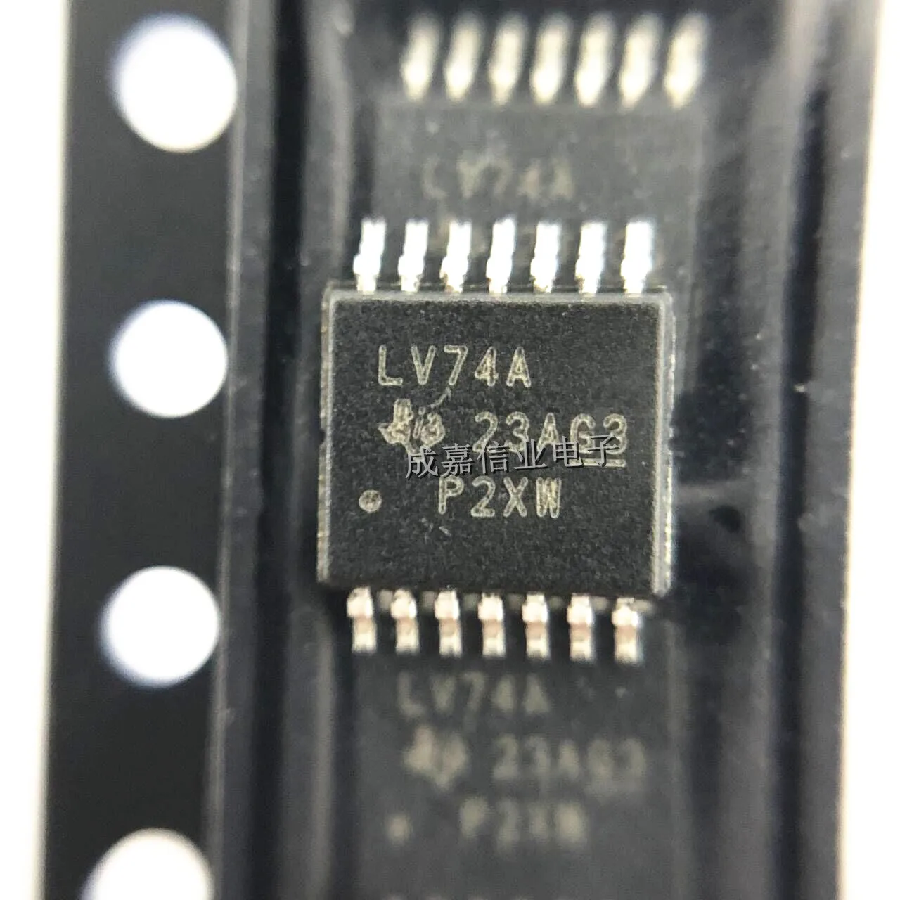 10pcs/Lot SN74LV74APWR TSSOP-14 MARKING;LV74A Flip Flops Dual CMOS 12mA 2V to 5.5V Operating Temperature:- 40 C-+ 125 C