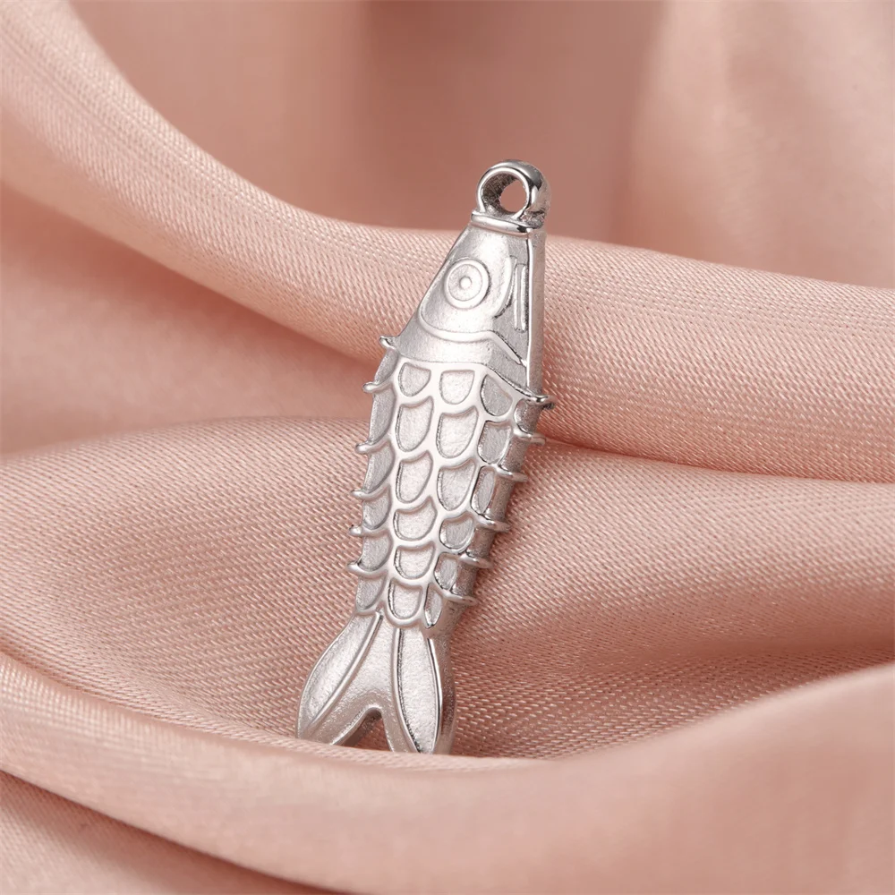 3 pcs Stainless Steel lively Animal Marine Fish Pendant DIY Can Be Made into Necklace Keychain Wholesale Accessories