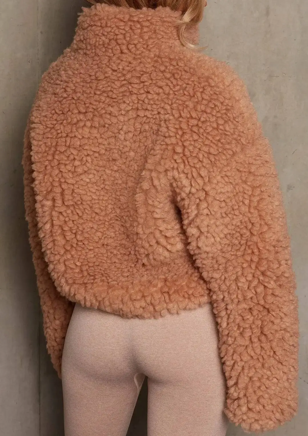 2026 herbst Winter Pelz Kleidung Neue Warme Verdicken Plüsch Strickjacke Kurze Jacke Lamm Wolle Mantel Frauen Outwear