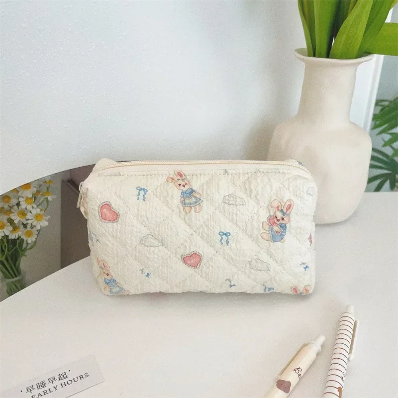 1 Piece Girl Cartoon Makeup Case Sweet Retro Chic Cute Bear Bunny Pencil Bag for Student Portable Large Capacity Cosmetic Bags