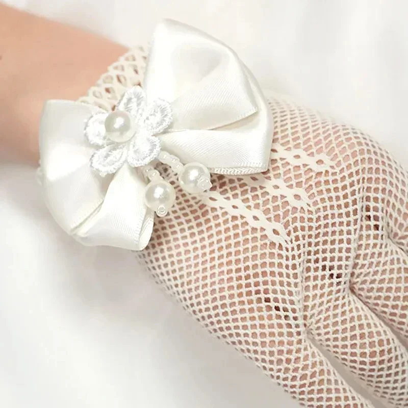 Sweet Flower Girls Short Gloves Mesh Bow Lace Pearl Decoration Gloves Children Kids Fashion Elegant Gloves Mittens Party Supplie