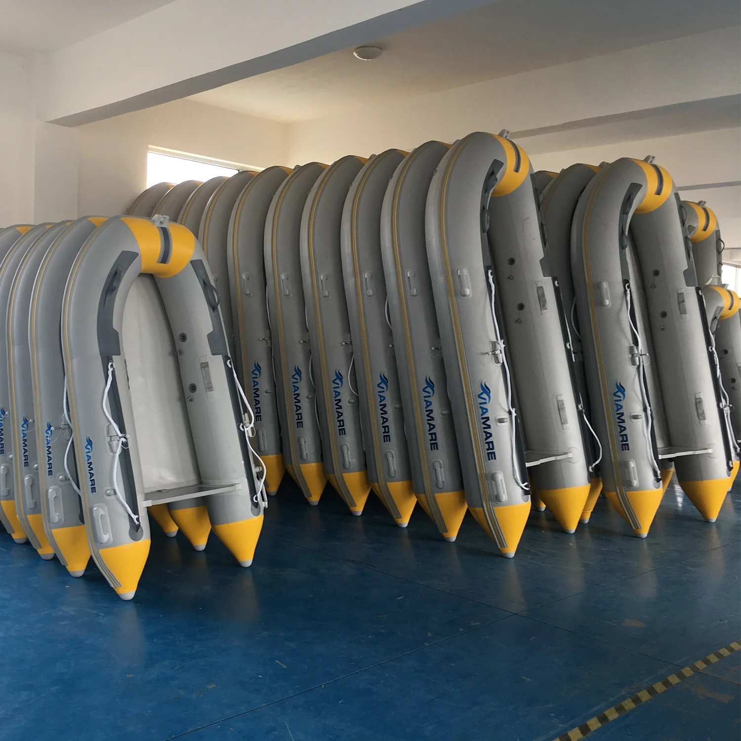 Cheap Good Reputation Inflatable Boat For Sale PVC 3 Years 1-4 People Customized 300cm SD300