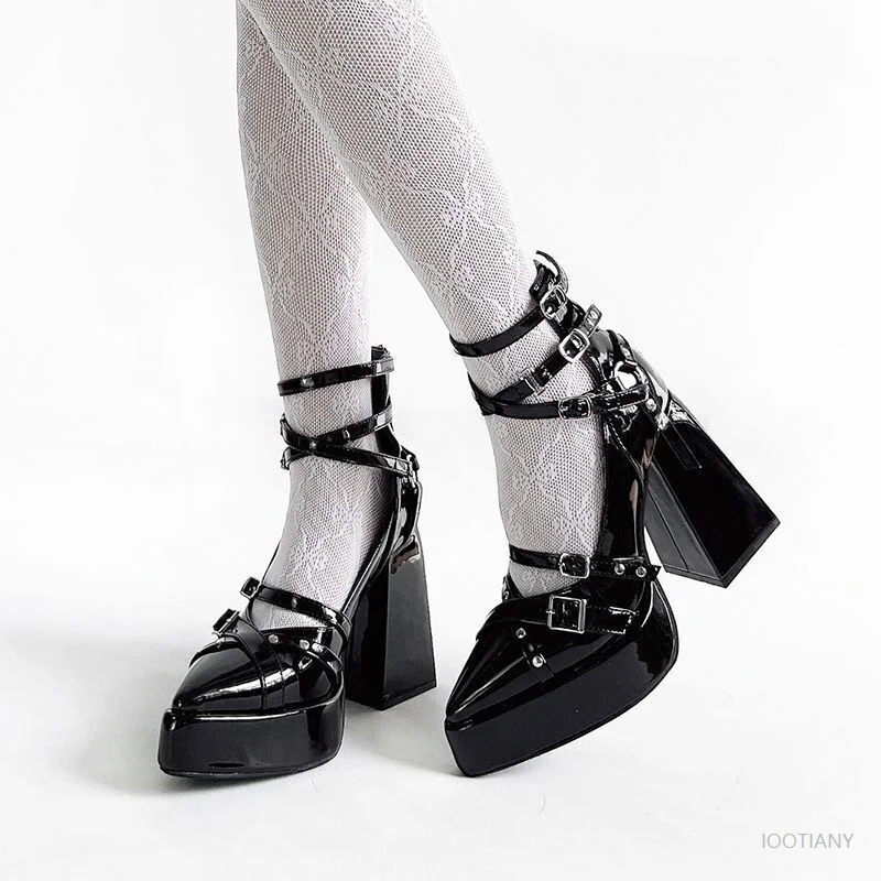 Srebrne damskie buty na wysokim obcasie Punk High Heels Adult Black Thick Heel Thick Sole Mary Jane Shoes Lolita Thick Heel Gothic Pointed Shoe