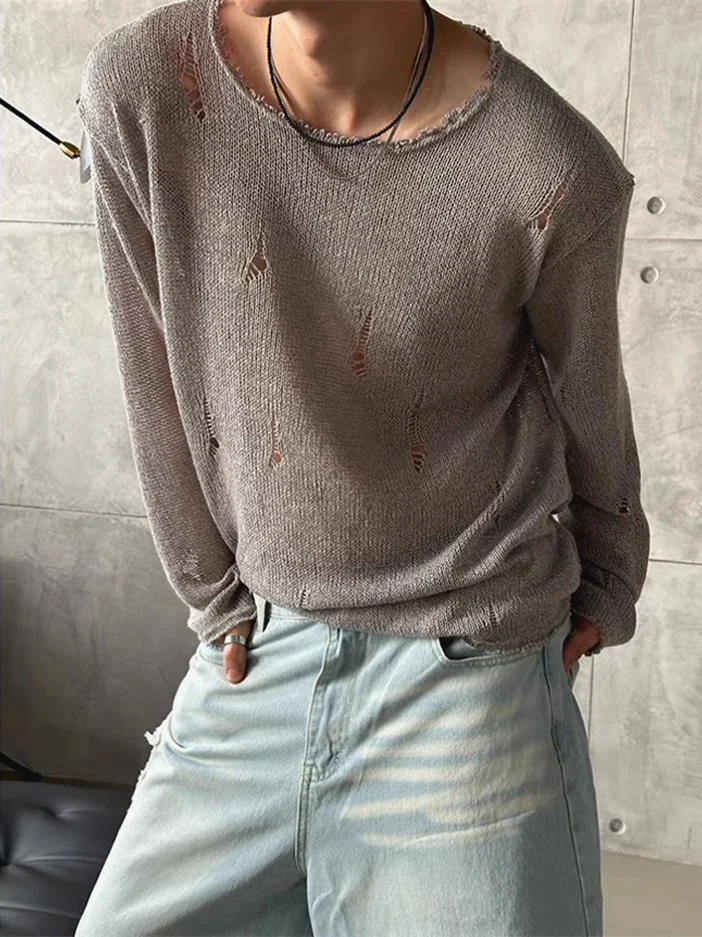 

Мужская вязаная рубашка в американском стиле с длинными рукавами, кружевными вставками и модным дизайном с вырезами, с эффектом потертости и рукавами реглан.