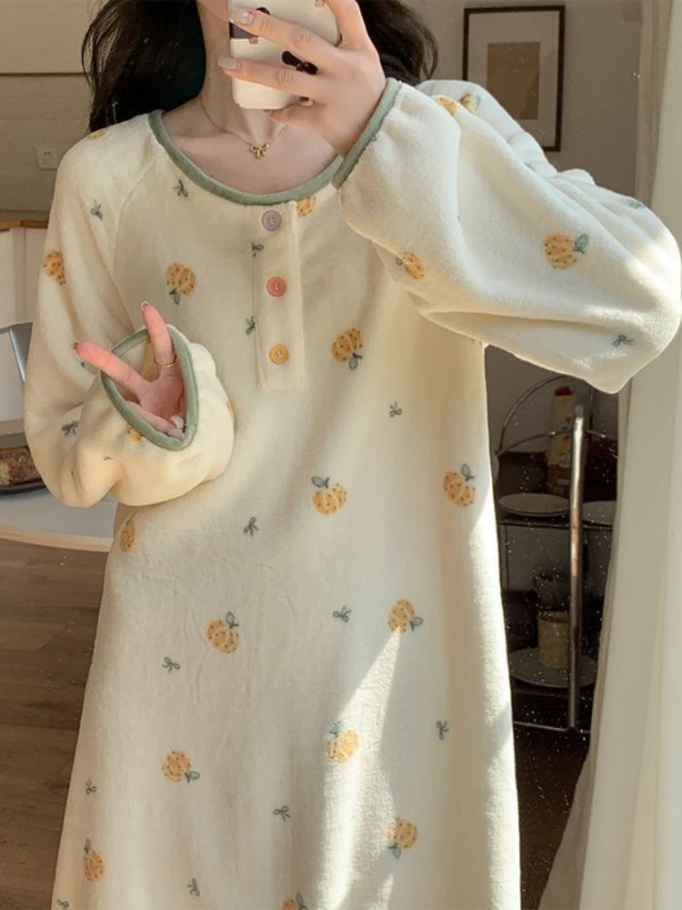 

Women's Thickened Fleece-Lined Nightgown - Fruit/Dot Print Colorful Button Contrasting Trim, Sweet Cute Loungewear Autumn Winter
