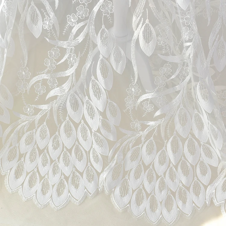 

High-End Wedding Dress Decoration Peacock Feathers Eyelashes Sequins Embroidered Lace Fabric Mesh Plain White