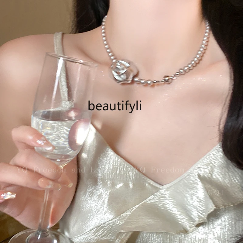 

French Pure Desire Style Rose Stringed Pearls Magnetic Necklace Light Luxury High-Grade Sense Niche Choker Clavicle Chain