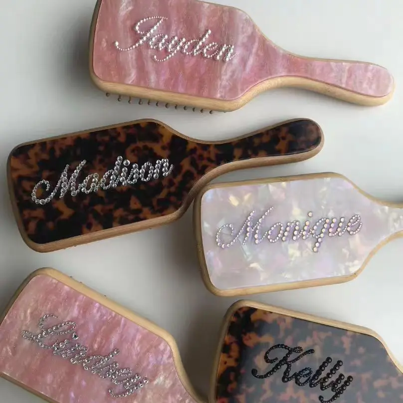 

Handmade Custom Name English Letters Zircon Comb Fashionable and Personalized Wooden Airbag Comb Women's Accessory Gift