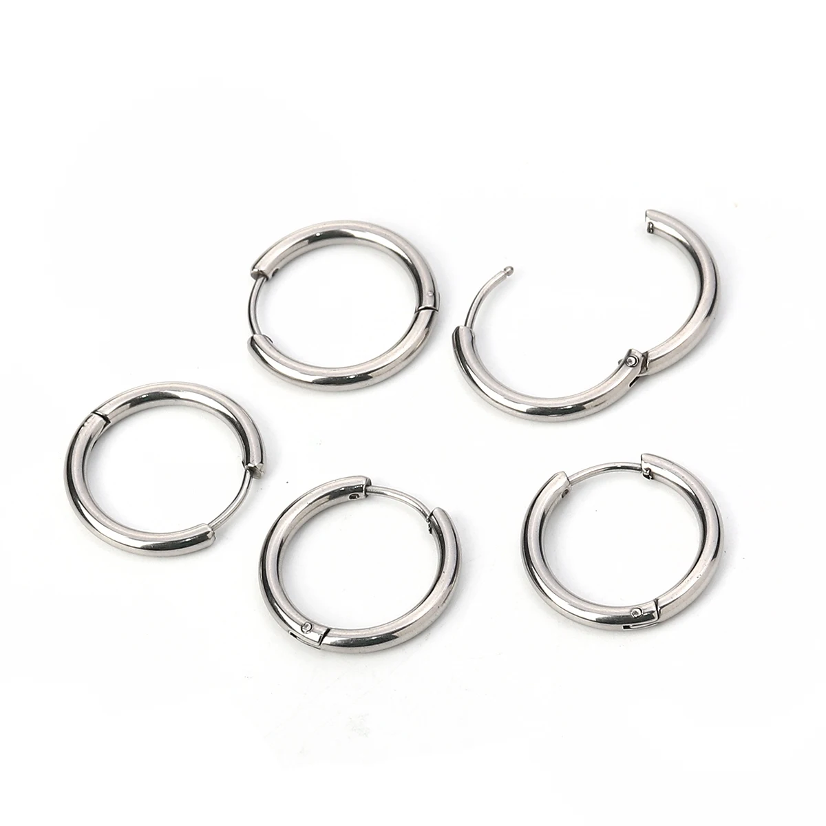 2 PCs 304 Stainless Steel Hoop Earrings Circle Ring Silver Color Earrings Fashion Jewelry 21mm x 20mm, Wire Size: 18 gauge