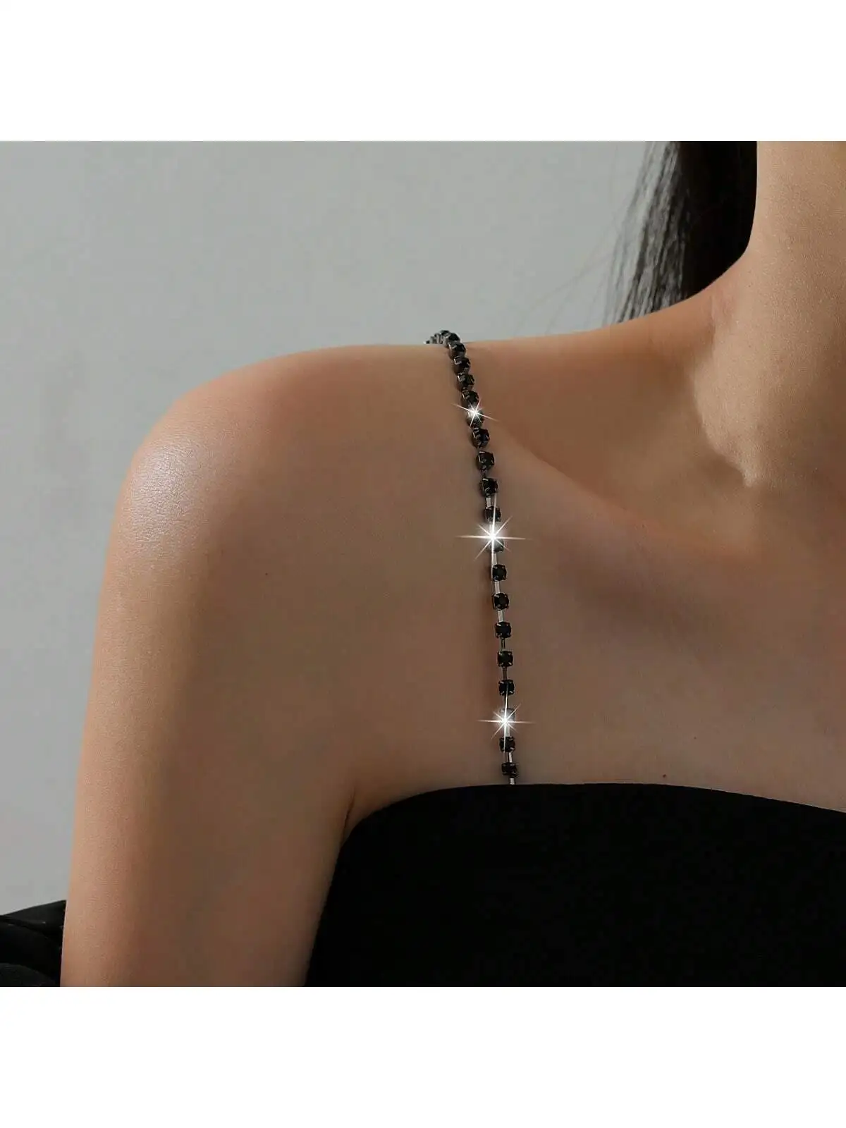 Elegant adjustable rhinestone bra straps, sexy shoulder straps, hidden bra straps for dresses, wedding and vacation accessories