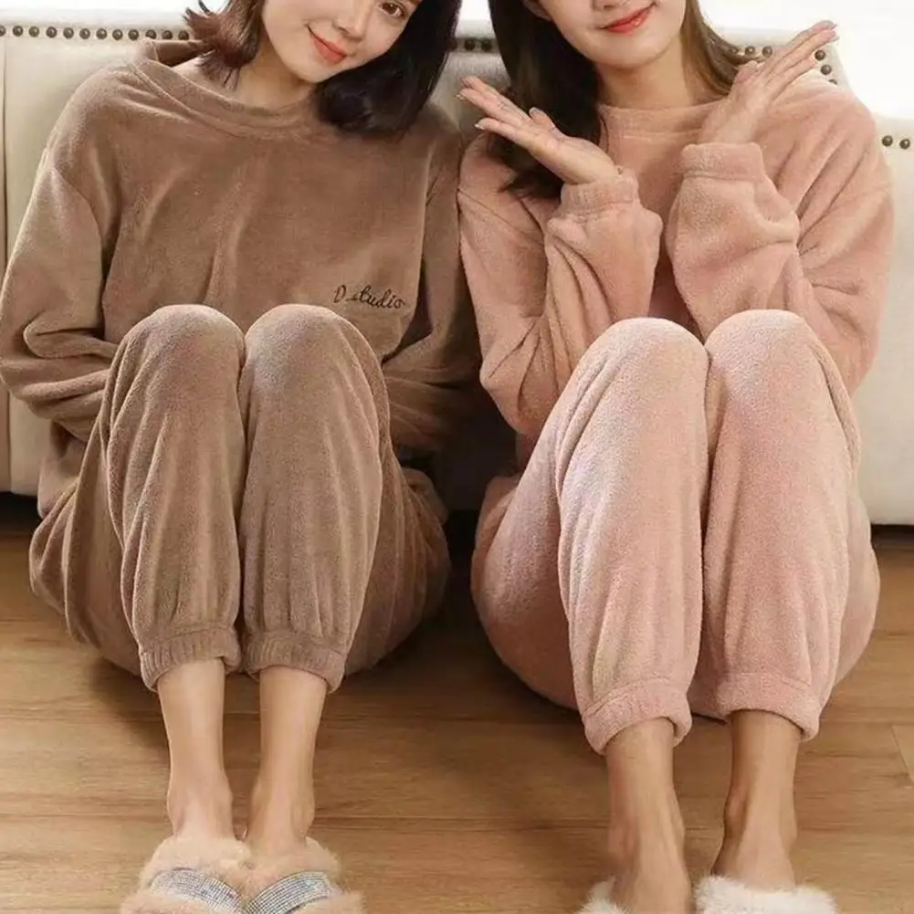 Plush Women Pyjamas Autumn Winter Sleepwear Two Pieces Set Thick Homewear Suits Long Sleeve Pajamas Lounge Top Pants Loungewear