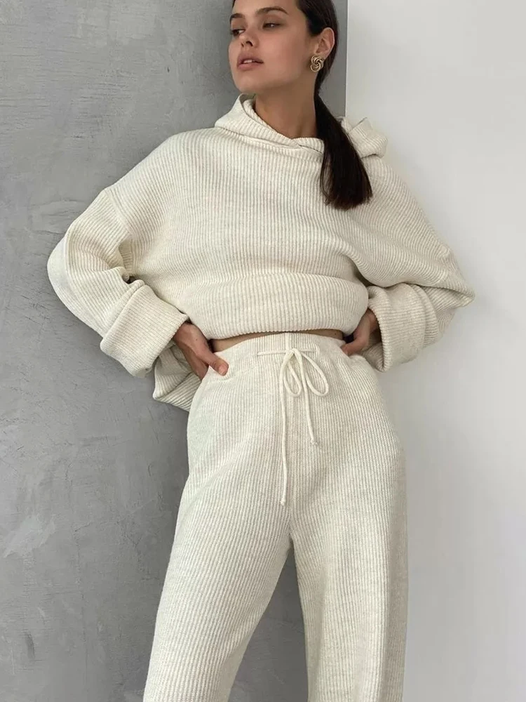 

FSMG Fashion Solid Knitted Sports Set Women's Loose Hooded Pullover Top And Wide Leg Drawstring High Waist Sweatpant 2 Piece Set